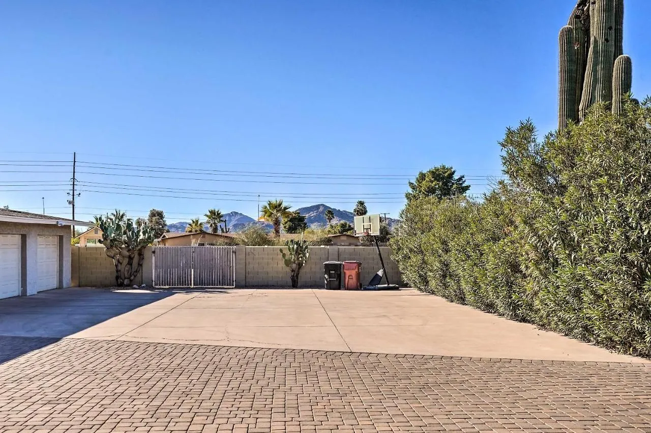 Scottsdale Family Home With Pool And Outdoor Lounge! Tatil Evi